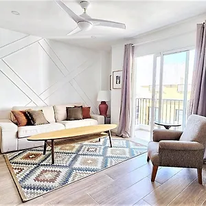 https://brand-new-apartment-in-city-center.in-canary-islands.com